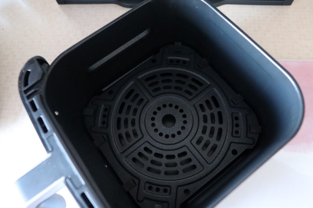 Korb mit Crisper-Platte - Ninja Air Fryer MAX PRO 6,2 l AF180UK