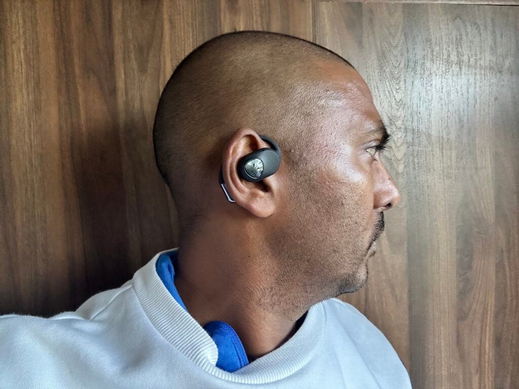 Soundpeats GoFree 2 getragen von Rezensent
