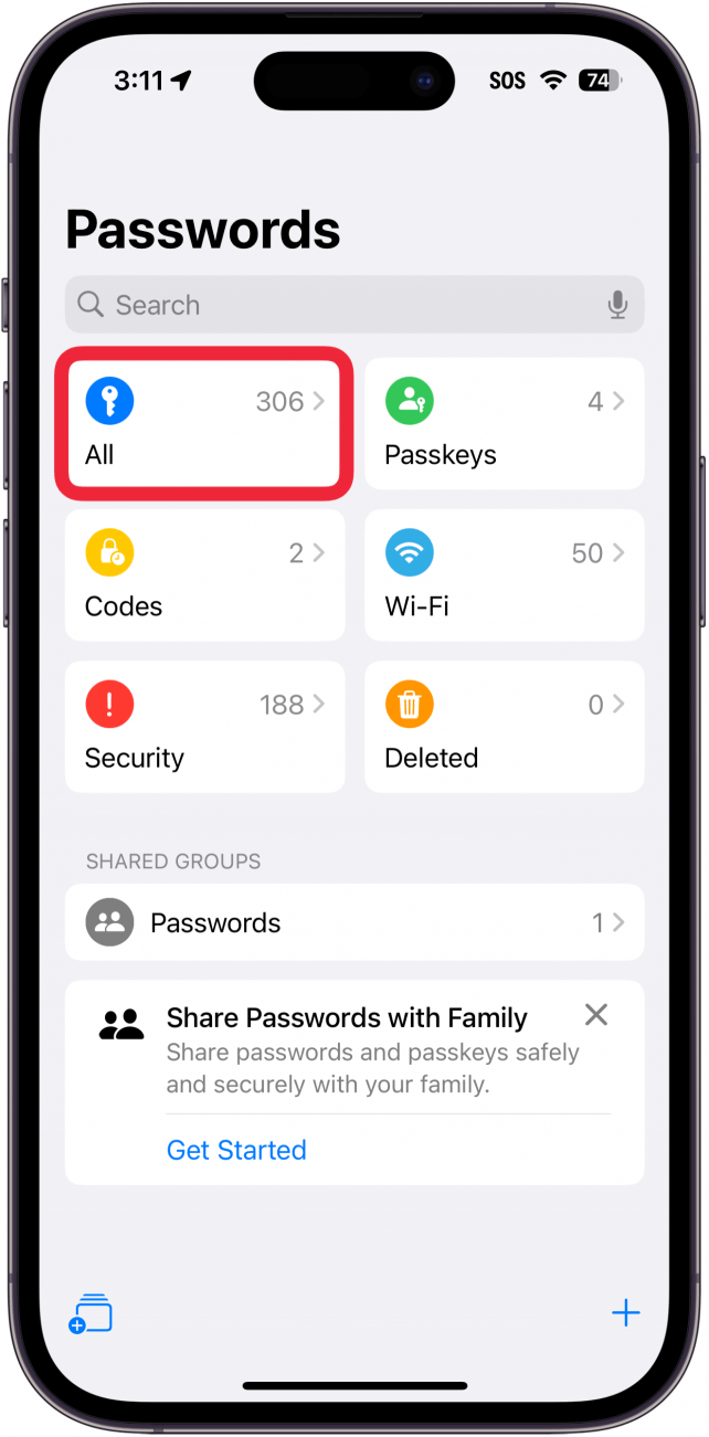 iPhone-Passwort-App mit einem roten Kästchen um alle