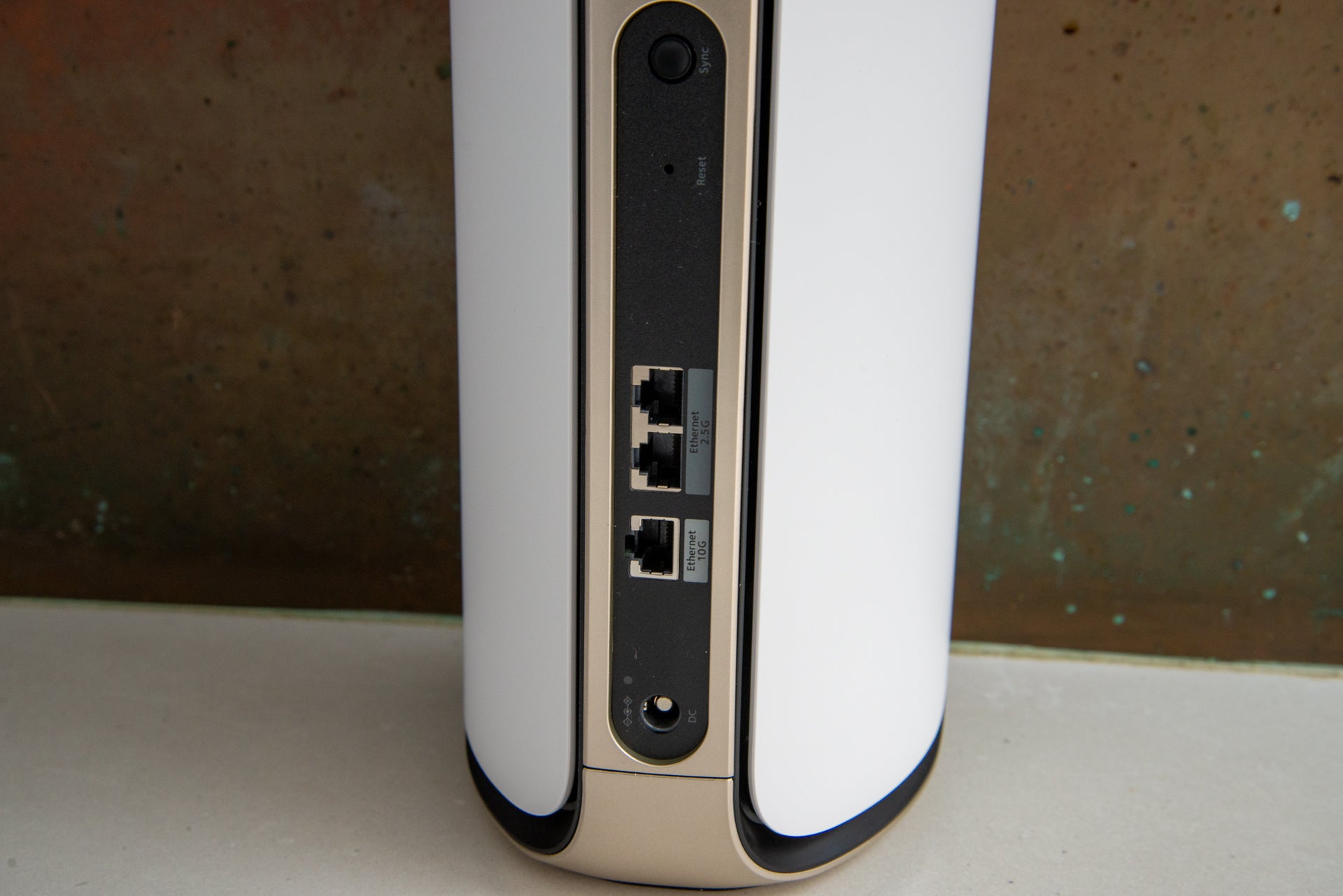 Satellitenanschlüsse der Netgear Orbi 970-Serie