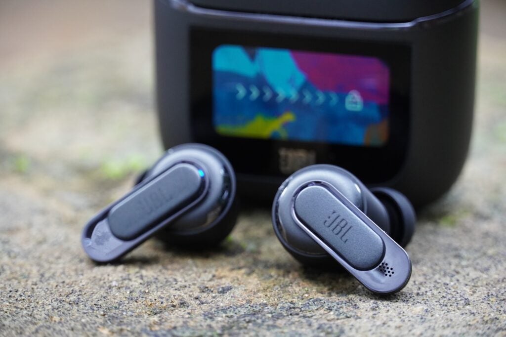JBL Tour Pro 2 Ohrhörer