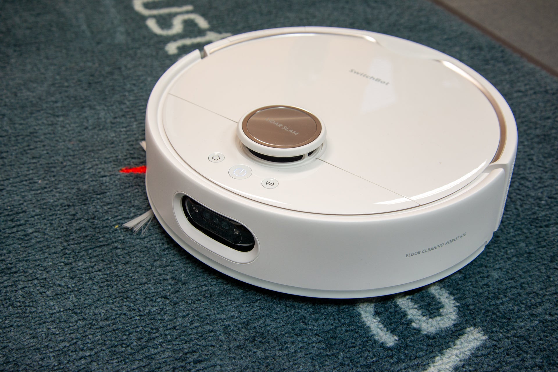 SwitchBot S10 Sensor an der Vorderseite
