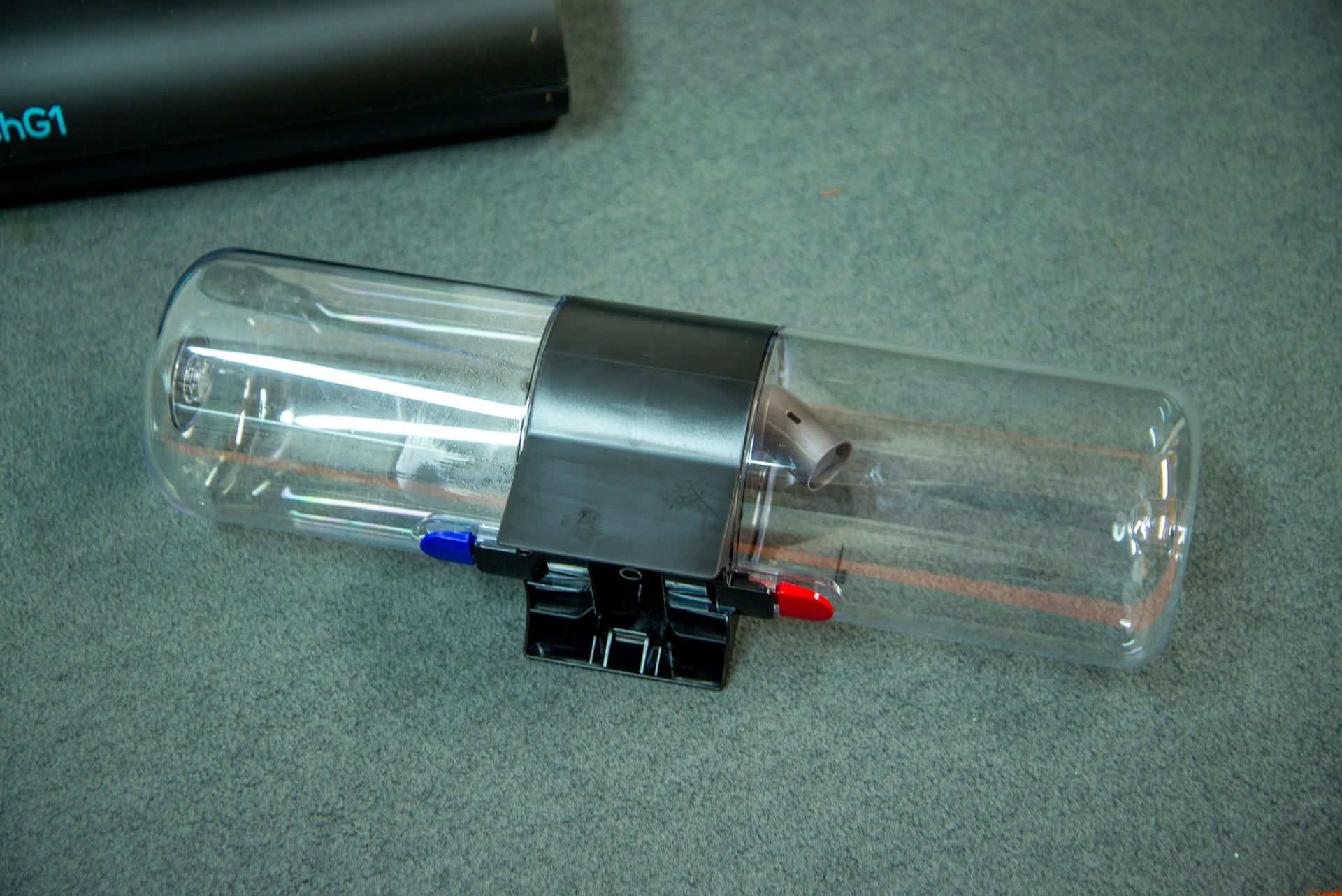 Dyson WashG1 Tanks