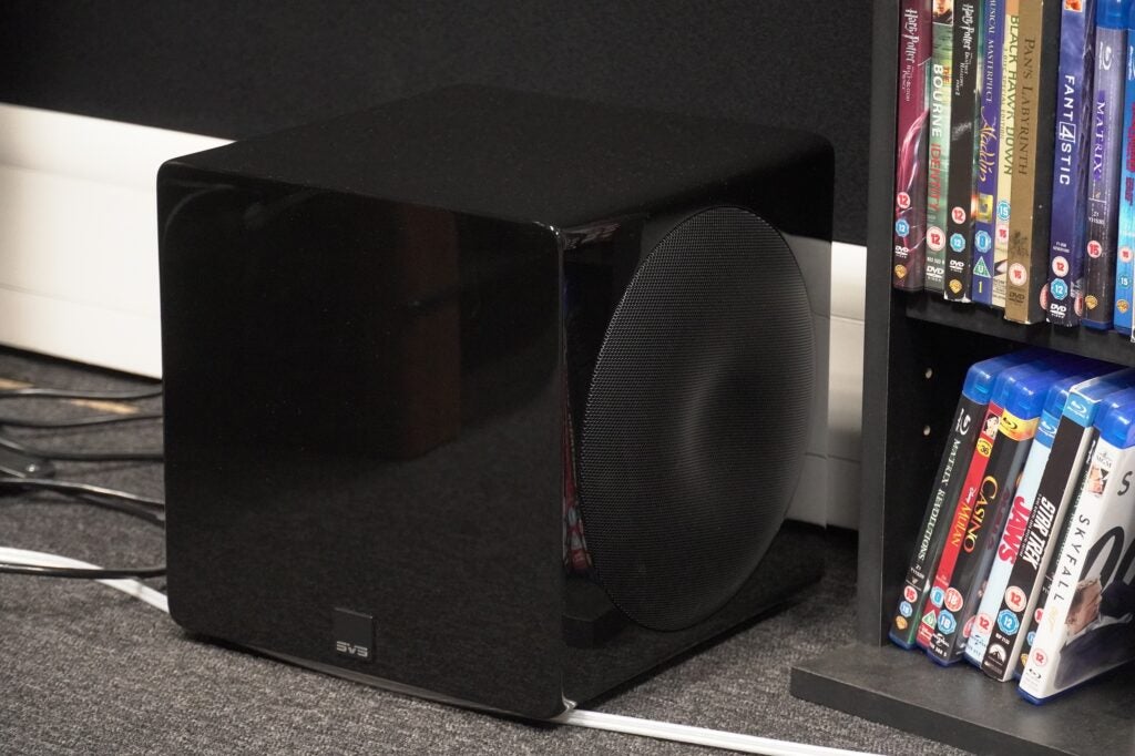 SVS 3000 Micro an der Wand positioniert