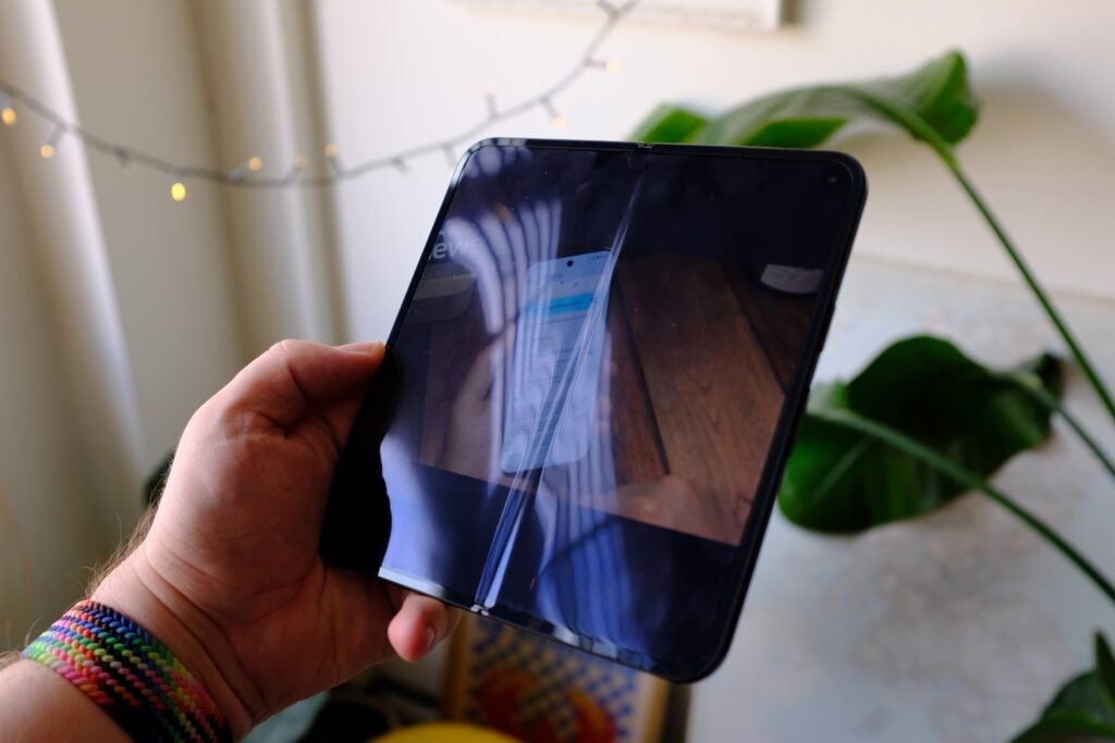 Google Pixel 9 Pro Faltfalte