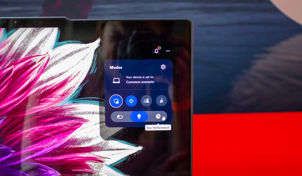Yoga Slim 7i Aura – Bildschirmeinstellungen öffnen