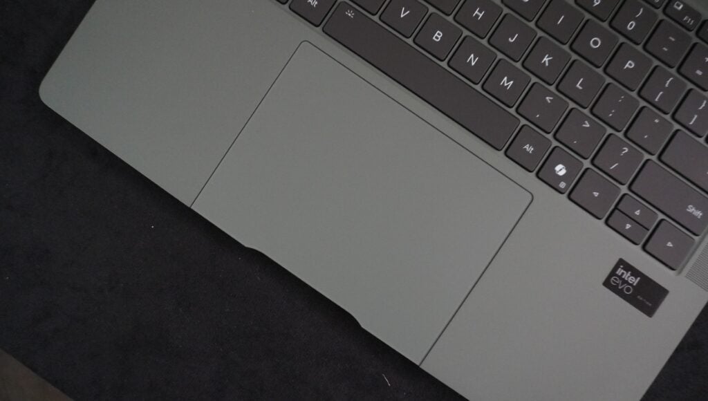 Honor MagicBook Art 14 Trackpad