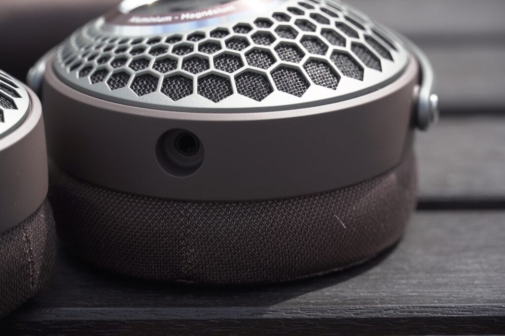 Focal Hadenys Tragetasche