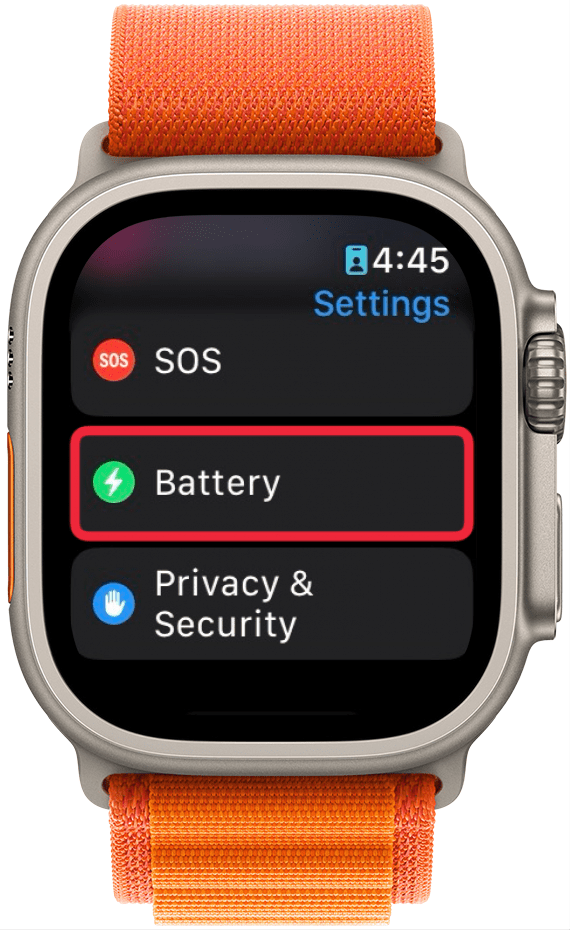 Einstellungsbildschirm der Apple Watch mit einem roten Kästchen um die Batterie