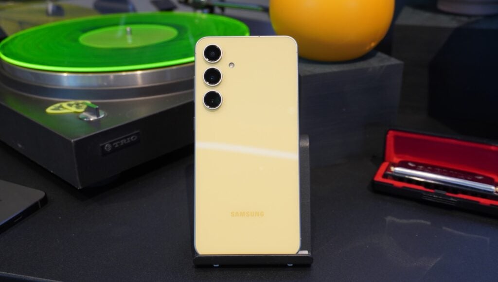 Rückseite des Samsung Galaxy S24 FE