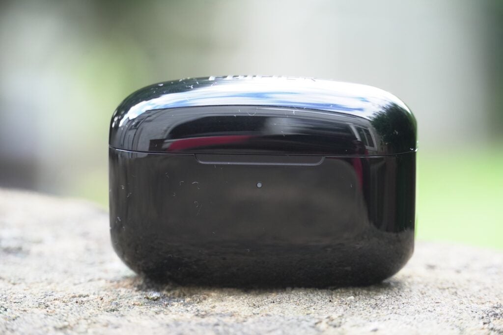 Edifier TWS1 Pro 2 Ladekoffer