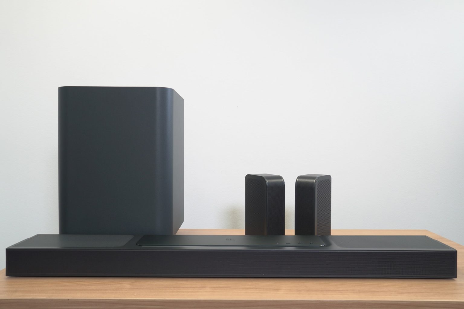 1728146200 JBL Bar 1300 Testbericht