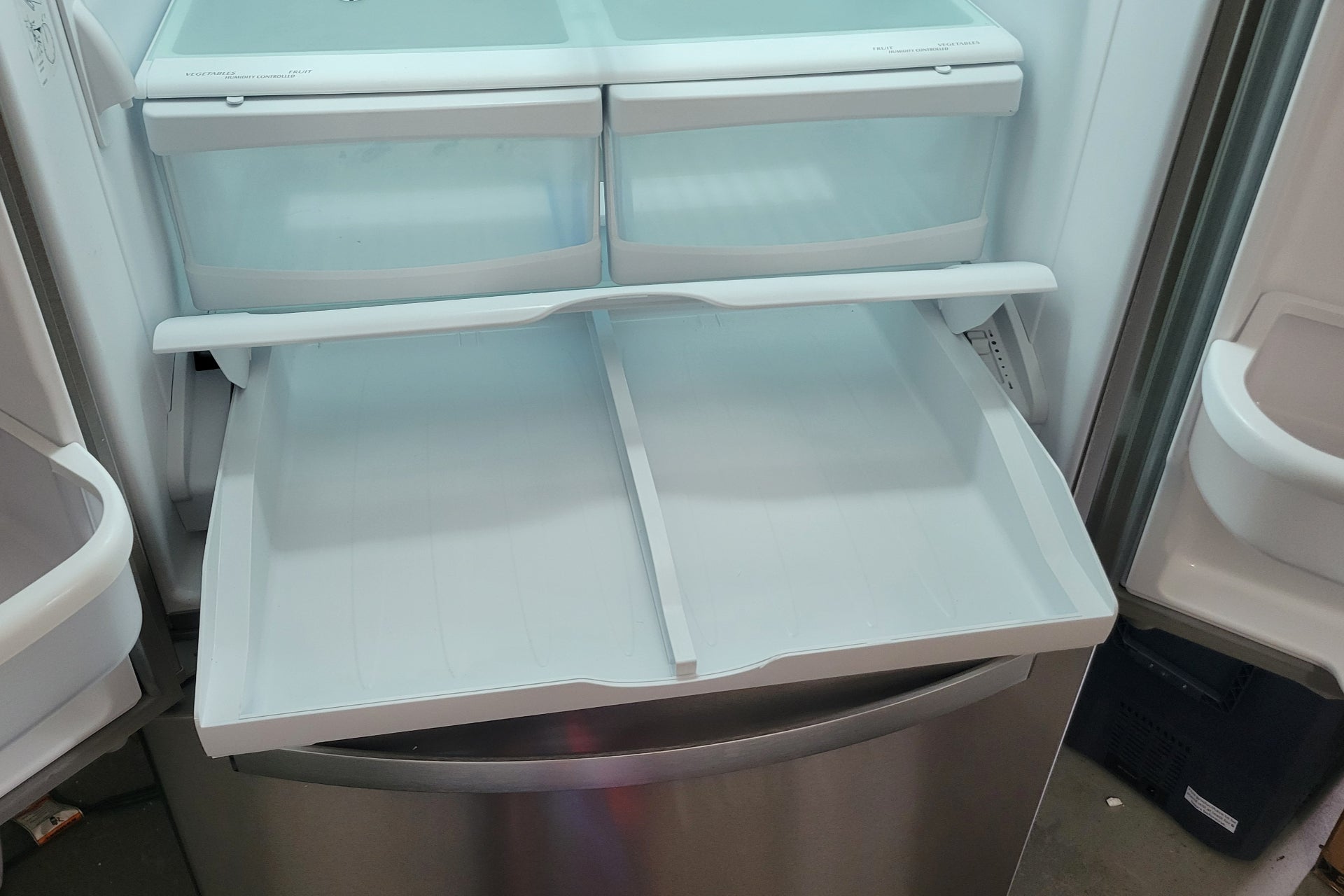 Whirlpool WRFF5333PZ01 Schublade