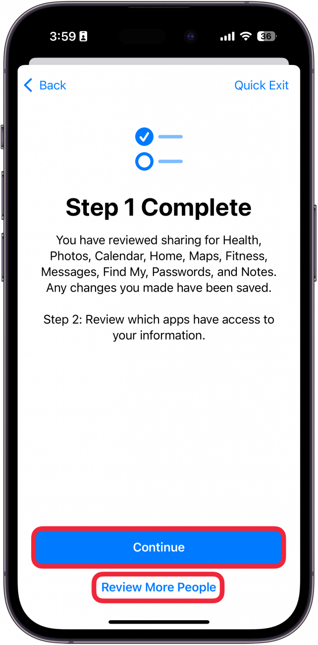 Das iPhone verwaltet die Freigabe und den Zugriff. Es wird ein Bildschirm angezeigt, auf dem angezeigt wird, dass Schritt 1 abgeschlossen ist, und ein rotes Kästchen um „Fortfahren“ und „Weitere Personen überprüfen“.