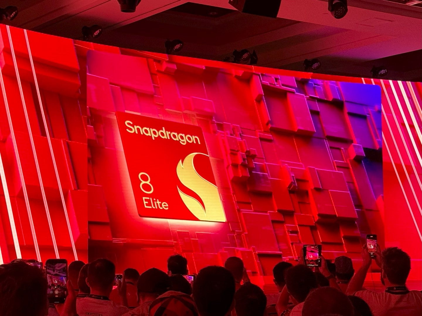 1729555229 Wir koennten sehr bald Snapdragon 8 Elite Telefone sehen