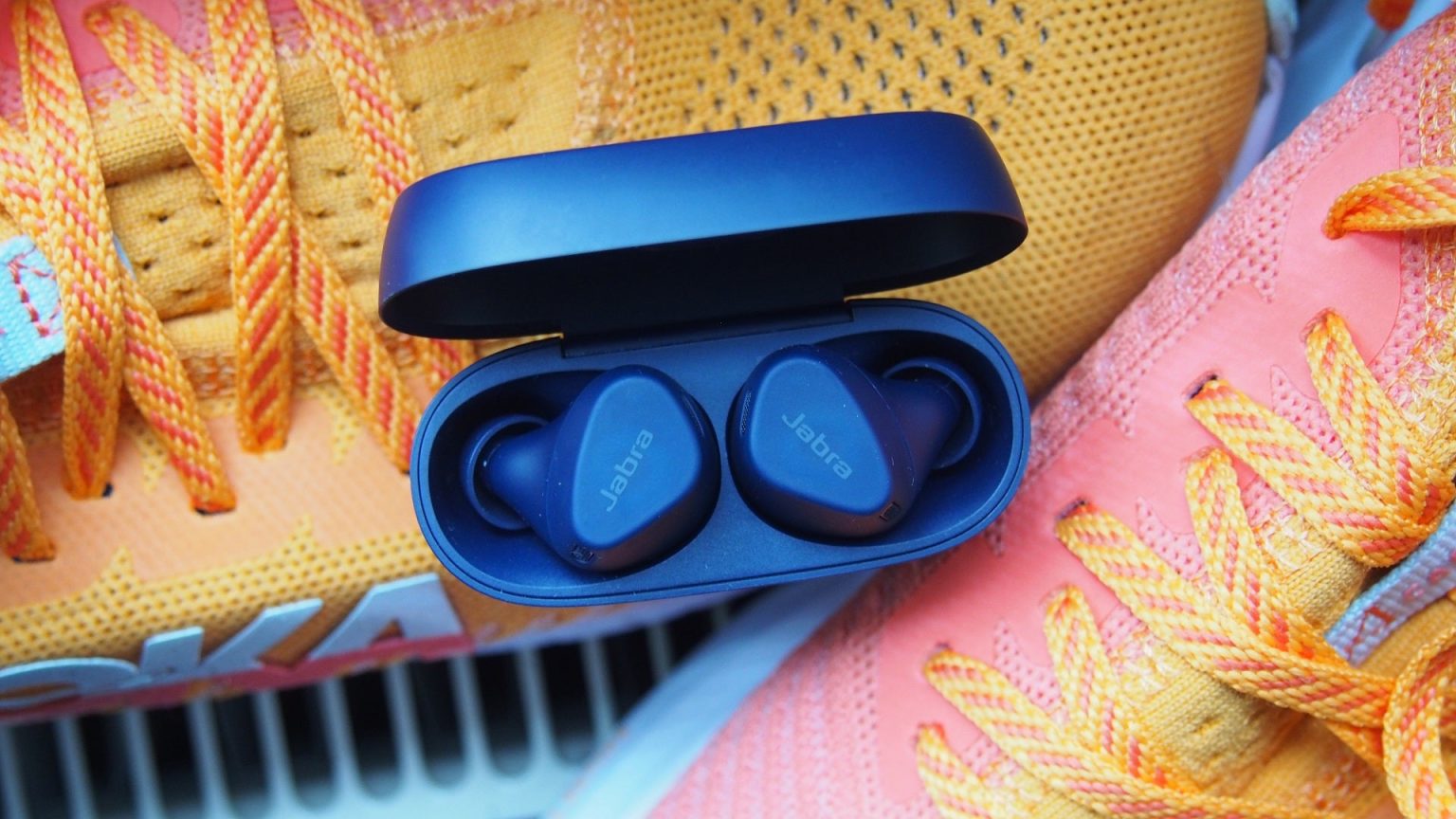 Diese erstklassigen Lauf Ohrhoerer sind jetzt halb so teuer wie AirPods