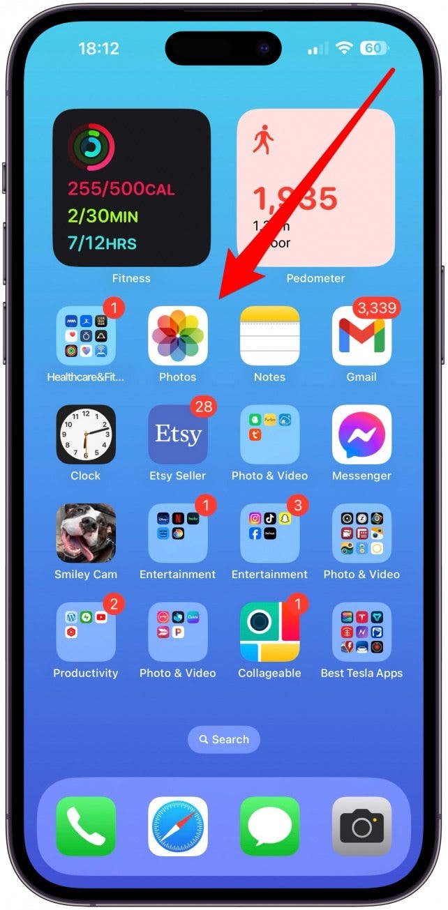 Wischen Sie von der oberen rechten Ecke Ihres Startbildschirms nach unten, um das iOS-Kontrollzentrum zu öffnen.