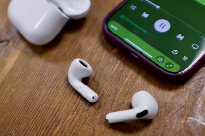Auf die neuesten Apple AirPods gibt es endlich einen Rabatt