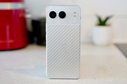 Das metallischste Telefon auf dem Markt wird billig