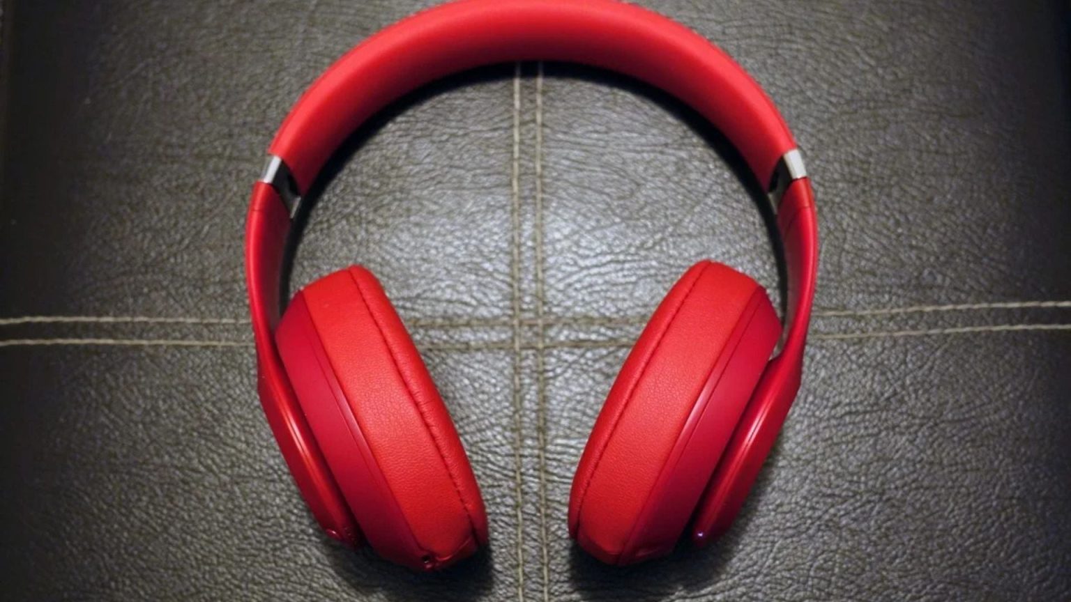 Die Beats Studio 3 Kopfhoerer sind wieder zum Black Friday Preis erhaeltlich