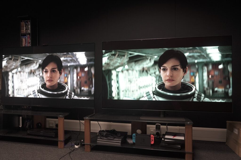 LG OLED65G4 Interstellarer Grünton Sony A95L