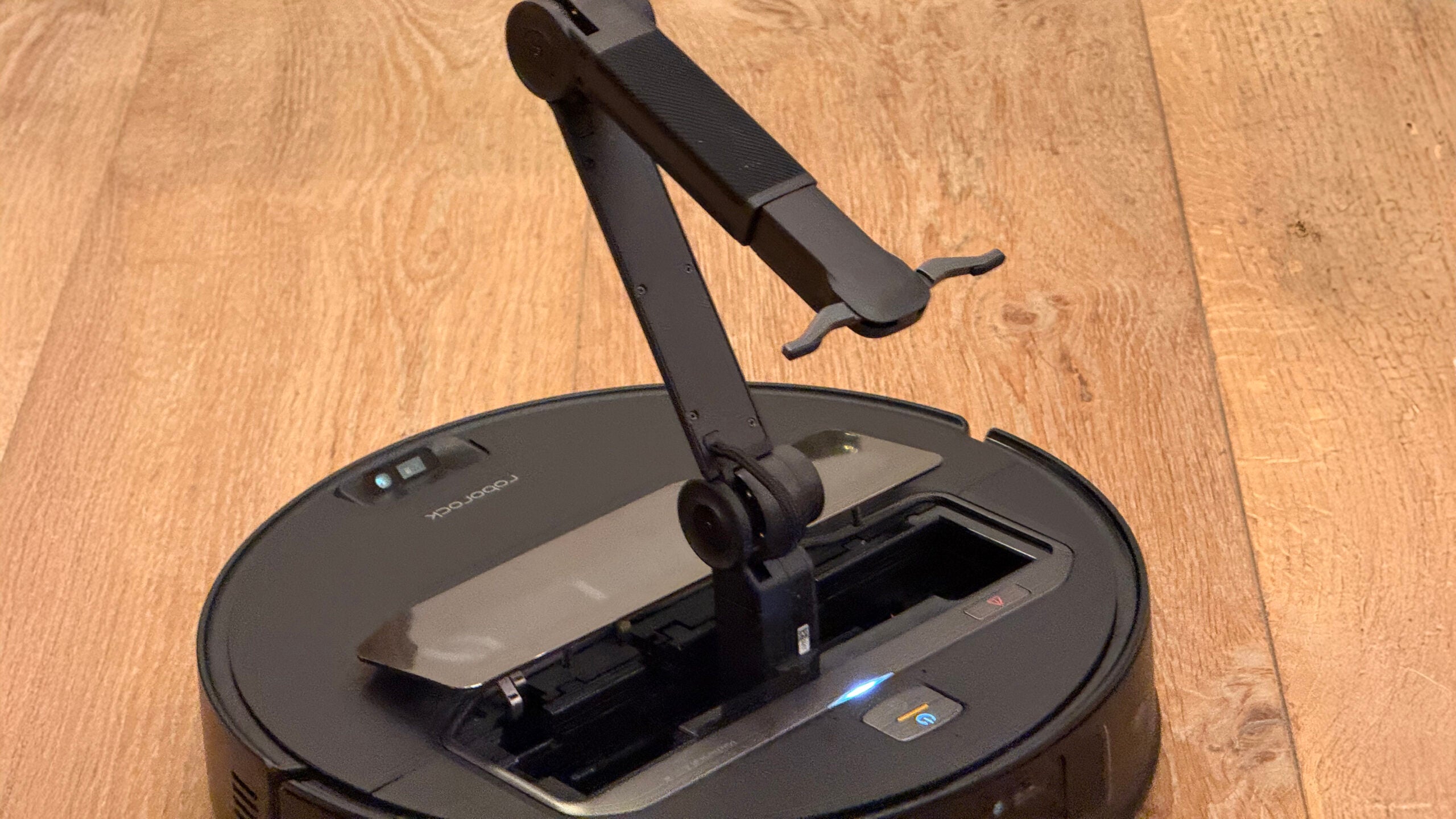1736100027 Roborock bringt Saros Z70 auf den Markt den Roboterstaubsauger der