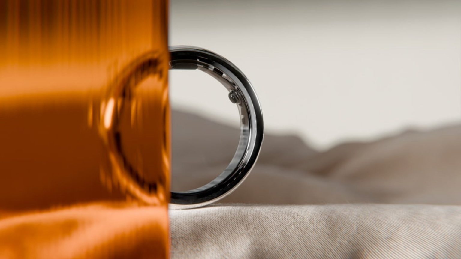 1736447784 Nehmen Sie mit dem neuen Circular Ring 2 ein EKG