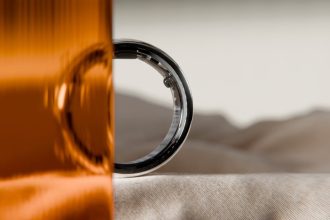 1736447784 Nehmen Sie mit dem neuen Circular Ring 2 ein EKG