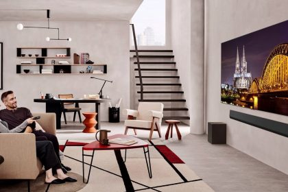 Das neue OLED TV Panel von LG Display erhoeht die Helligkeit