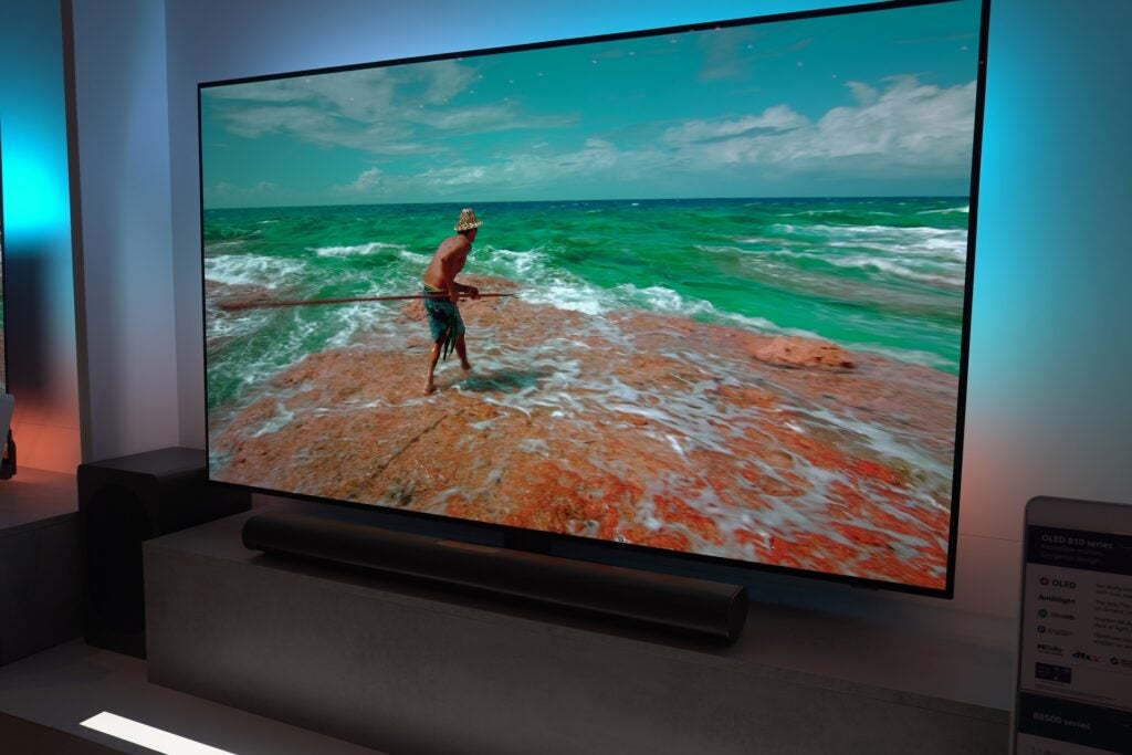Philips OLED810 mit B8500 Soundbar
