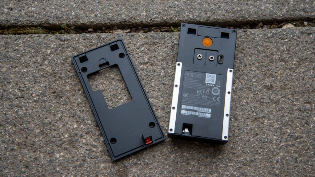 Ringbatterie Videotürklingel (2024) hinten