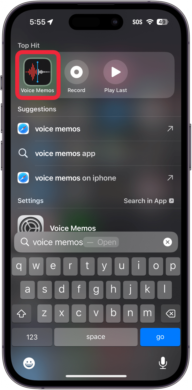 iPhone Spotlight -Suche mit einem roten Box um Sprachmemos -App