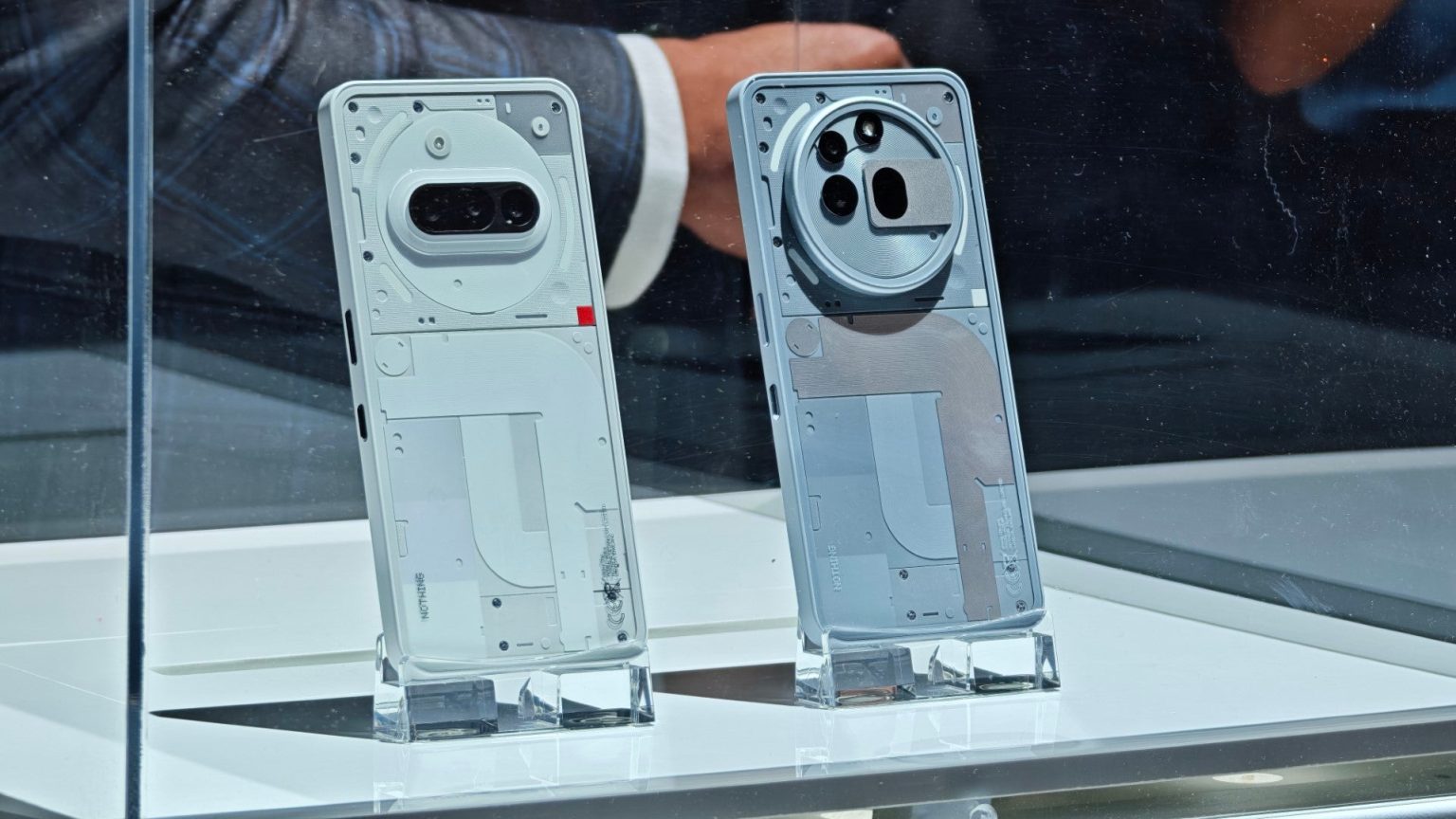 1741001781 Begruessen Sie die Sammlung Nichts Telefon 3A