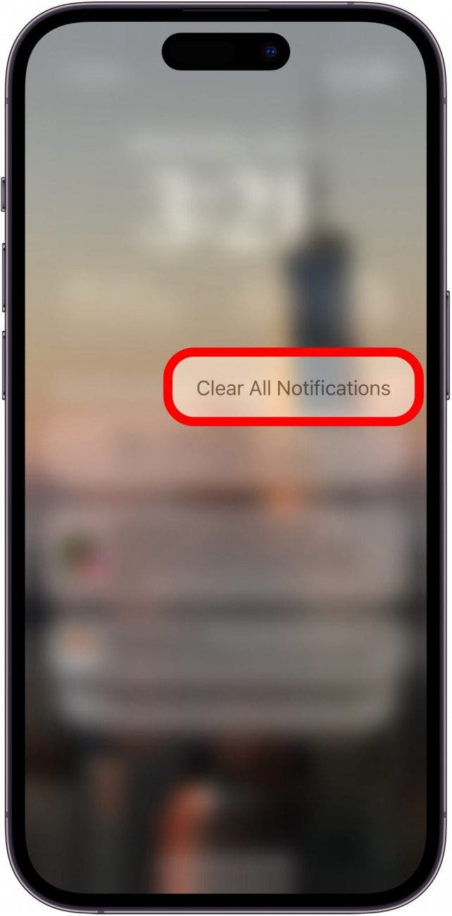 iPhone Benachrichtigungszentrum mit Löschen aller Benachrichtigungen, die rot eingekreist