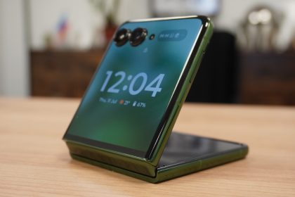 Dieser Razr 50 Ultra Deal ist ein faltbarer Telefon Jackpot
