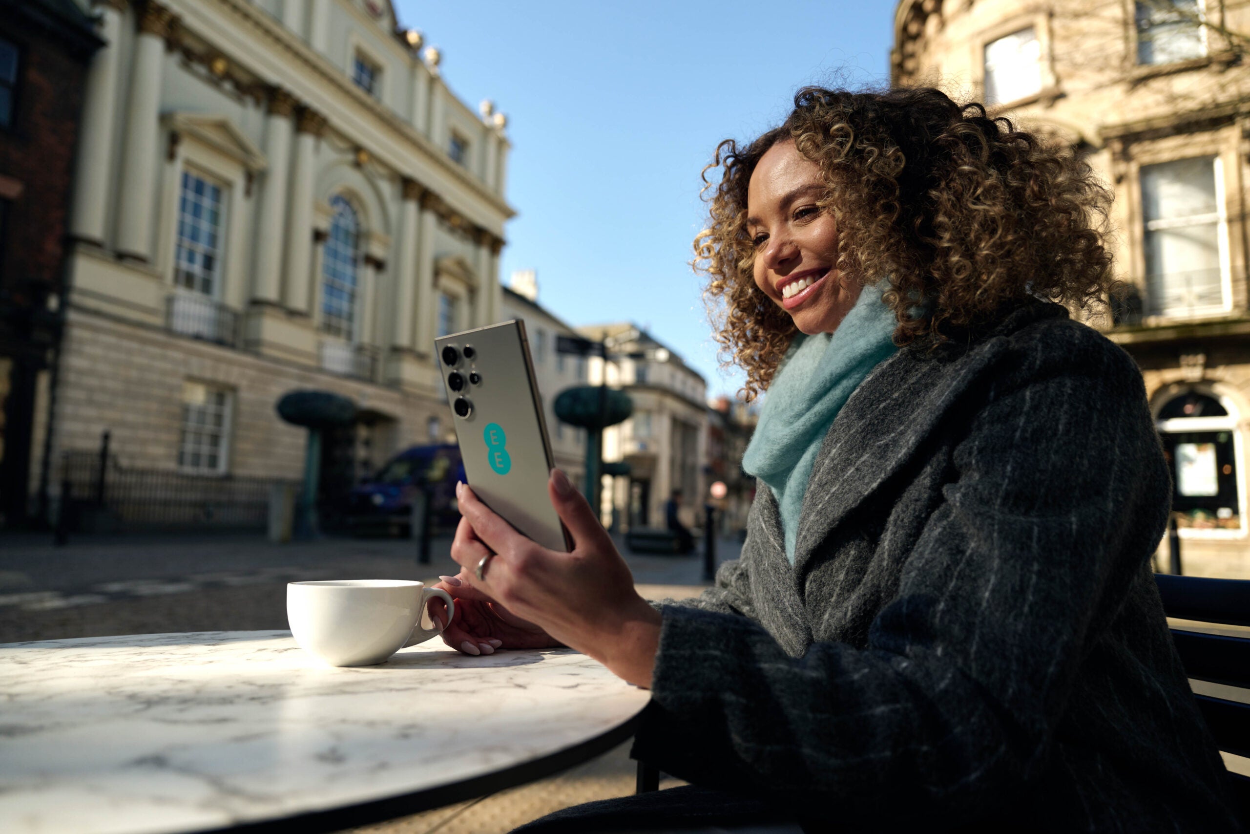 EE enthuellt ein wichtiges Upgrade das 28 Millionen Menschen zugute