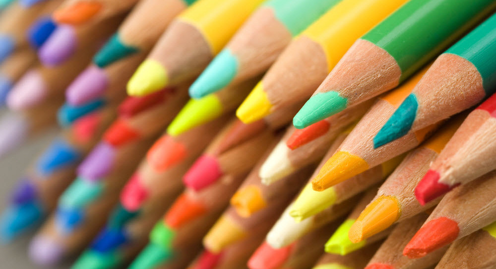 lápices-crayones-puntos