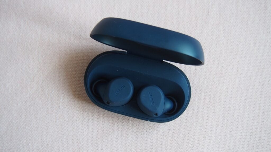 Controles táctiles de los auriculares activos Jabra Elite 7