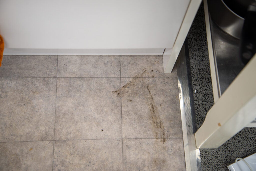 Borde de suelo duro sucio Karcher EWM 2