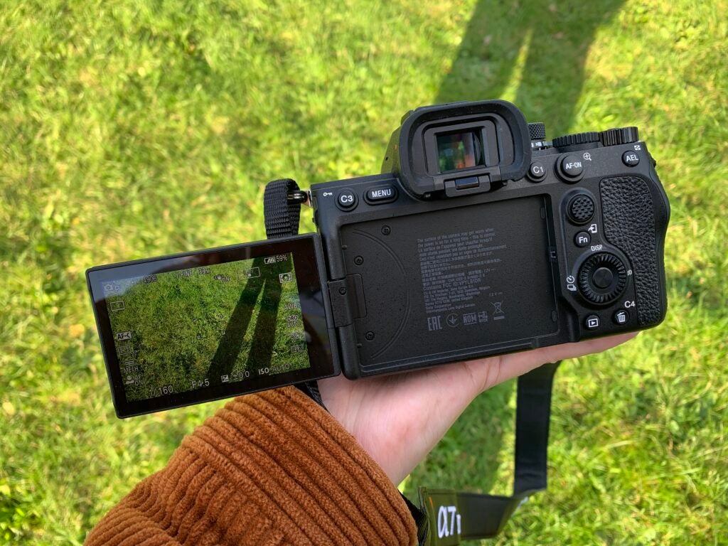 Pantalla plegable Sony A7 IV