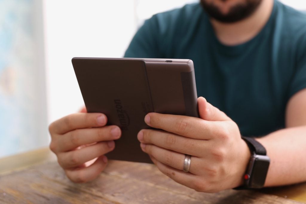 Kindle Oasis 2019 trasero