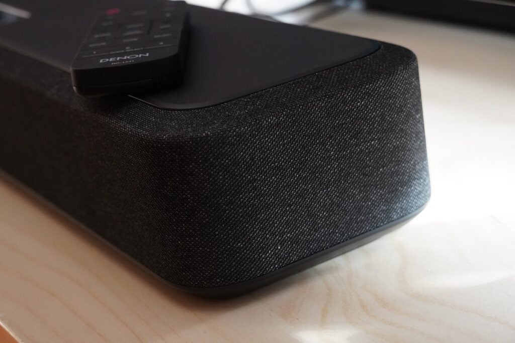 Tela Denon Home Sound Bar 550
