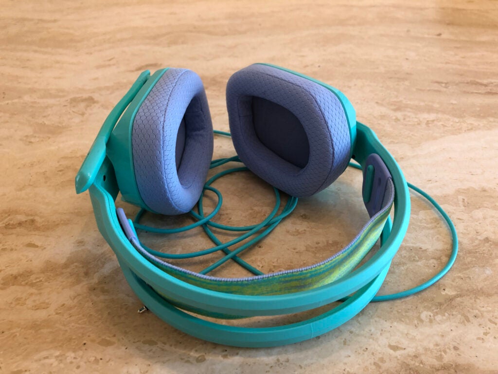 Diadema Logitech G335