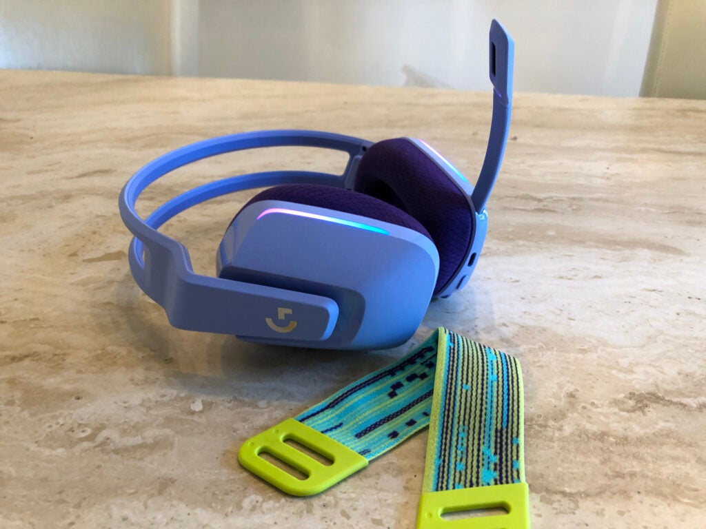 Logitech G733