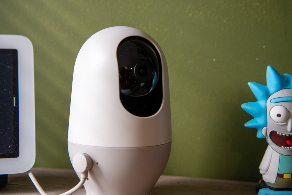 Nooie Cam 360 desde el lateral