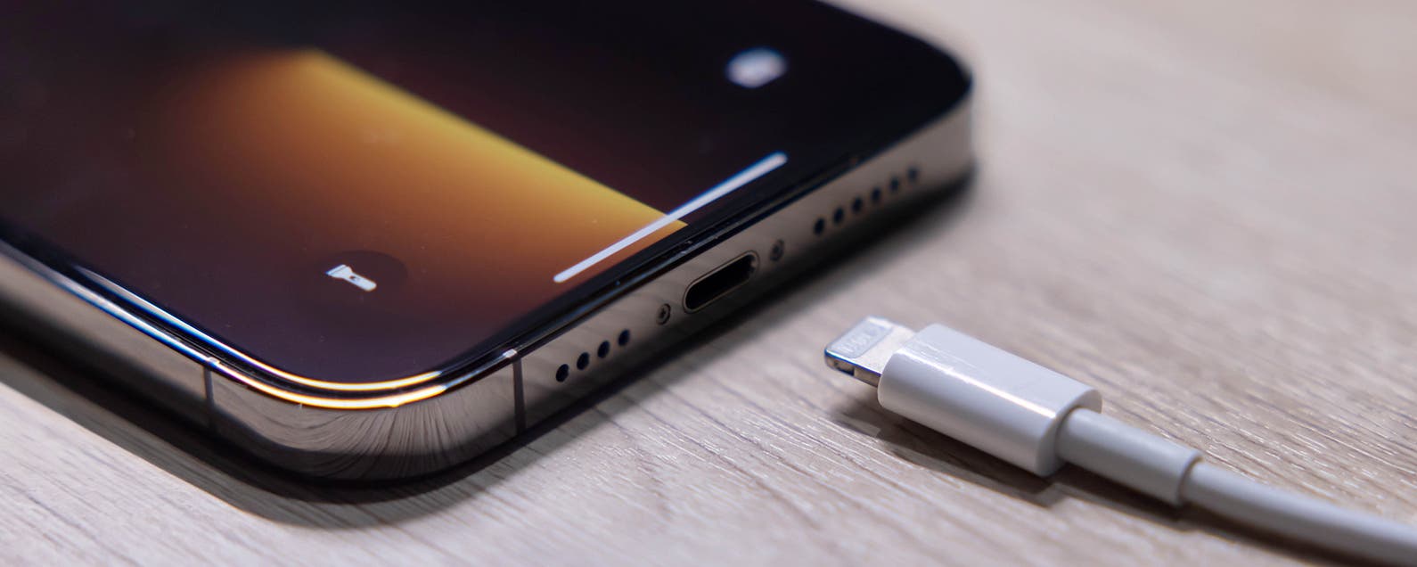 1663674155 Resuelto Se ha detectado liquido en Lightning Connector para iPhone