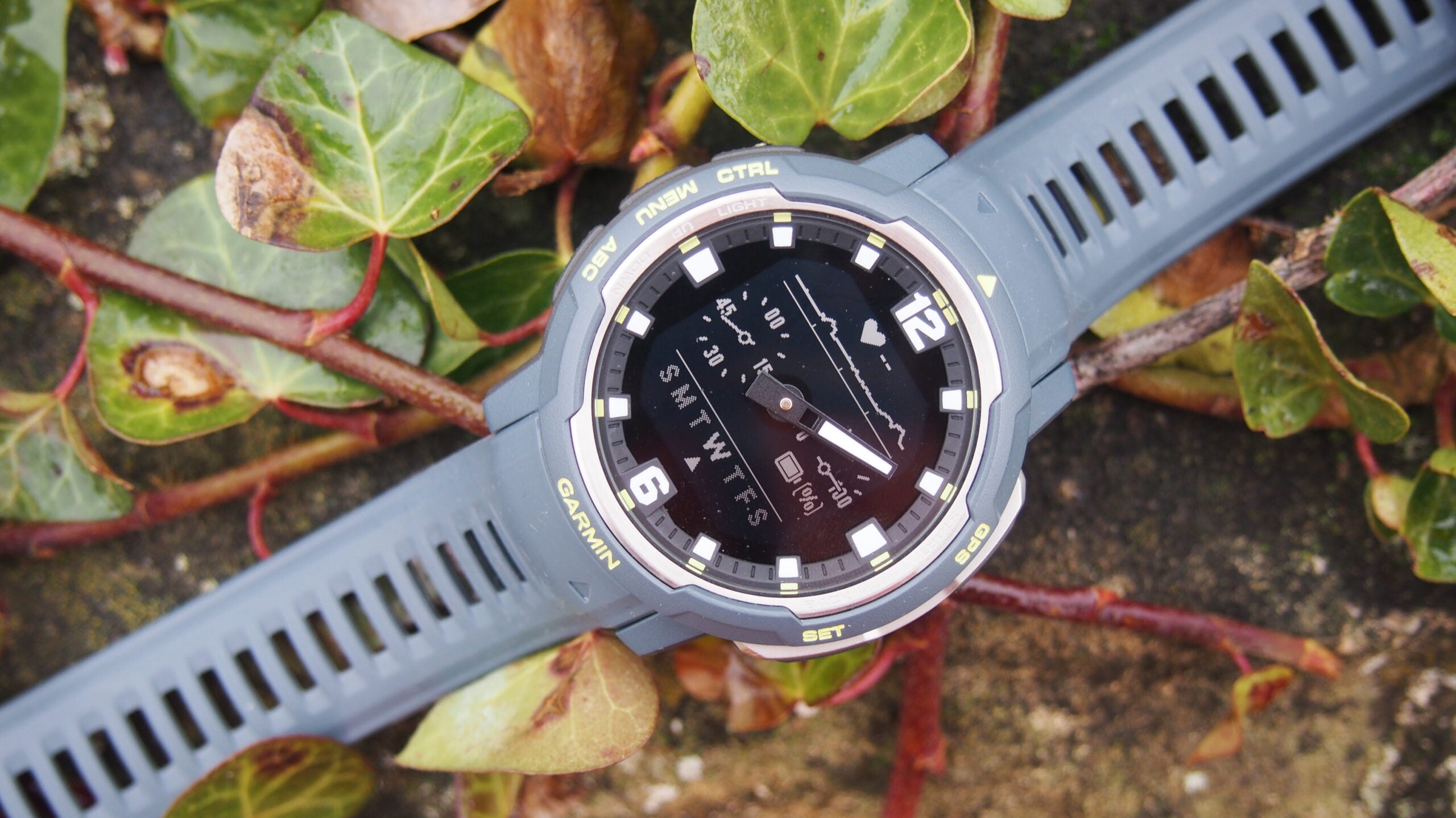 1675409074 Revision cruzada de Garmin Instinct