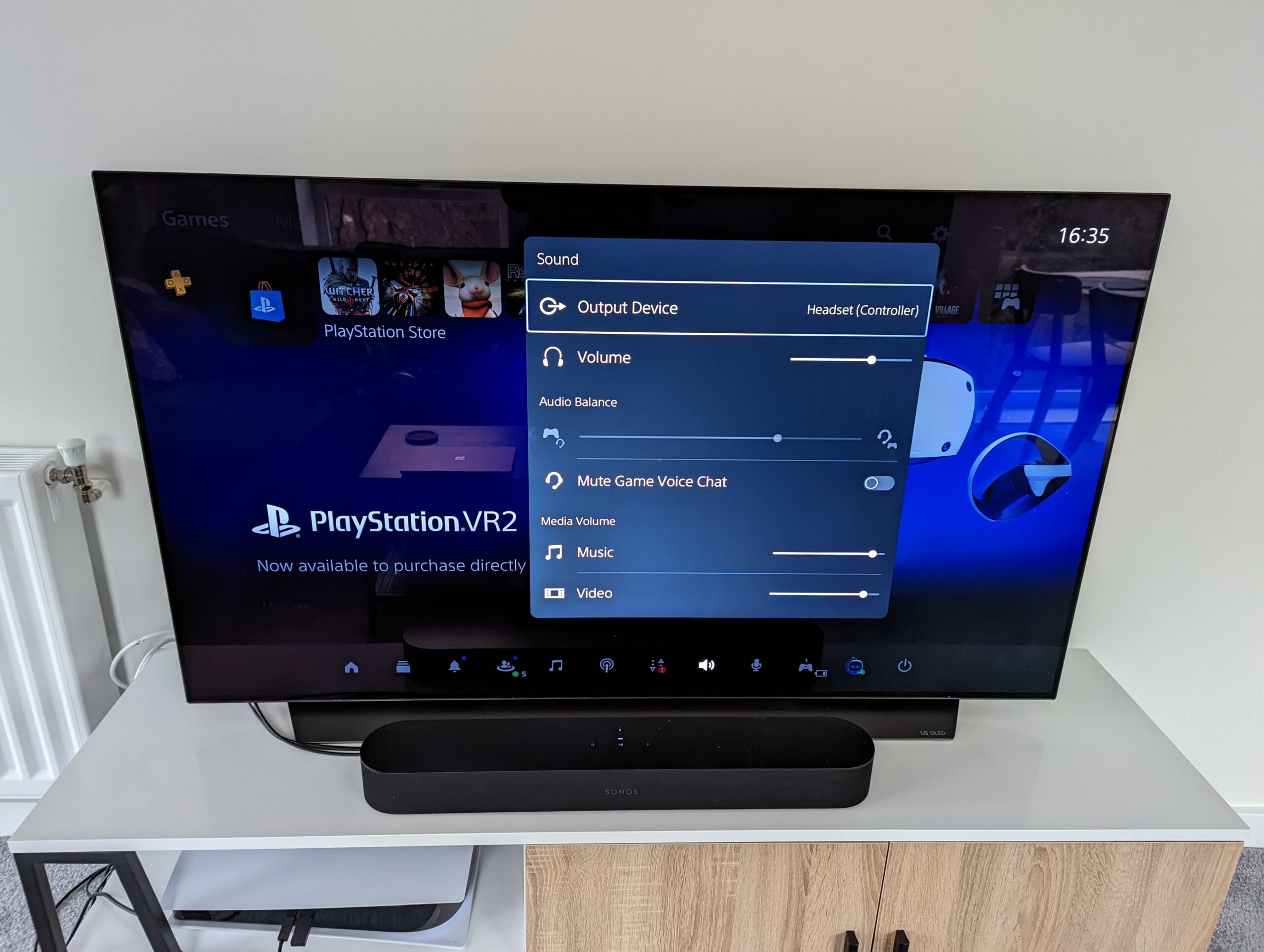 1677088833 697 Como alterar el volumen en los auriculares PlayStation VR 2