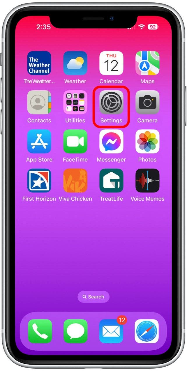 En tu iPhone, abre Configuración.