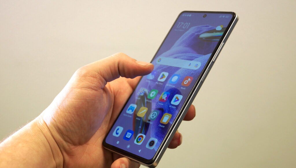 El Redmi Note 12 Pro Plus 5G en la mano